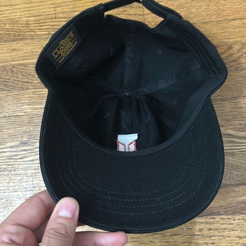 The Classics Yupoong Mens Black 100% Cotton Buckle BTS Logo Hat Cap Adjustable - Picture 6 of 7